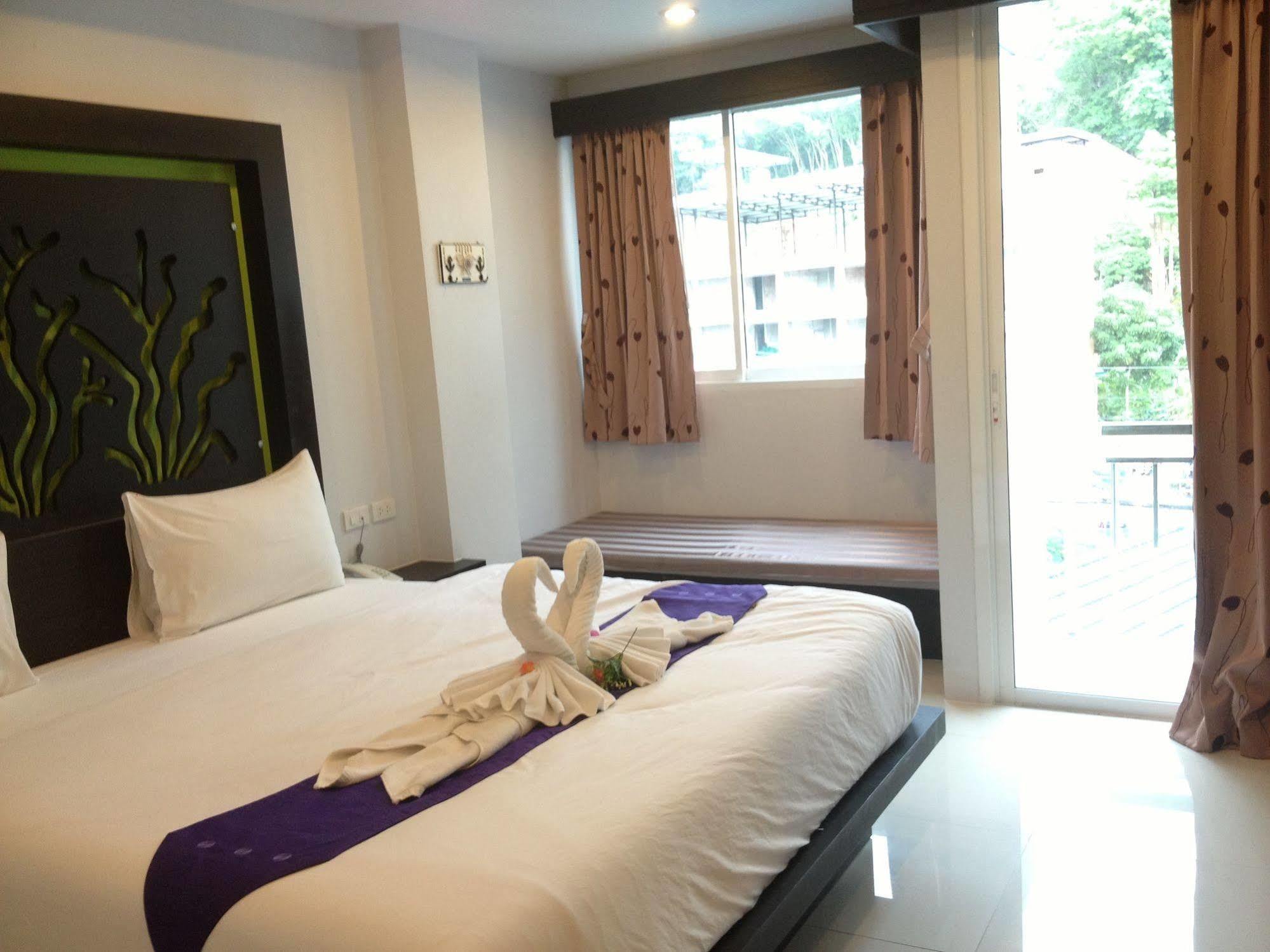 The Silk Hill Hotel Patong Εξωτερικό φωτογραφία